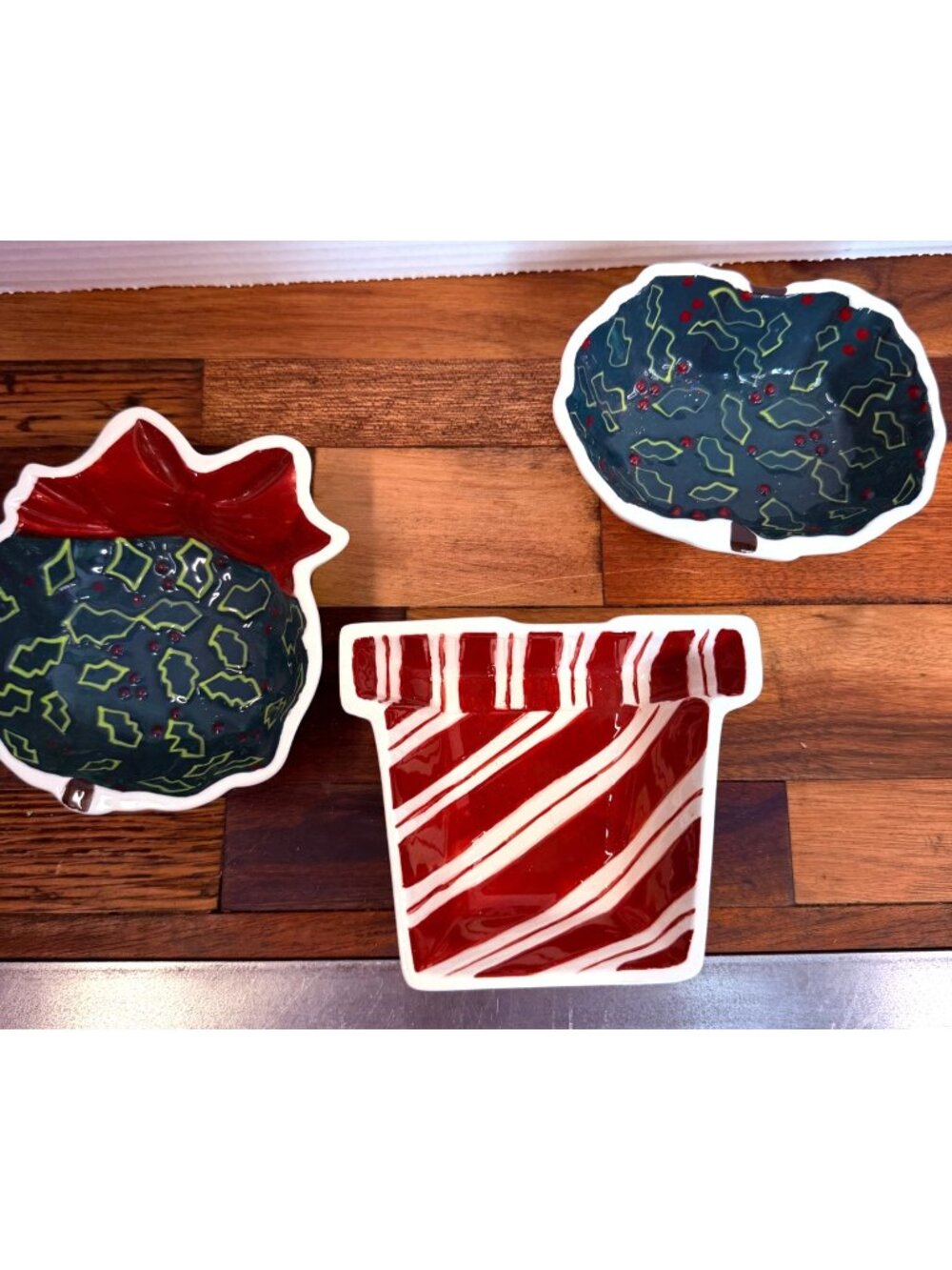 Vintage Boston Warehouse Trading Co Christmas Ceramic Mini Bowls - Set of 3 Figu